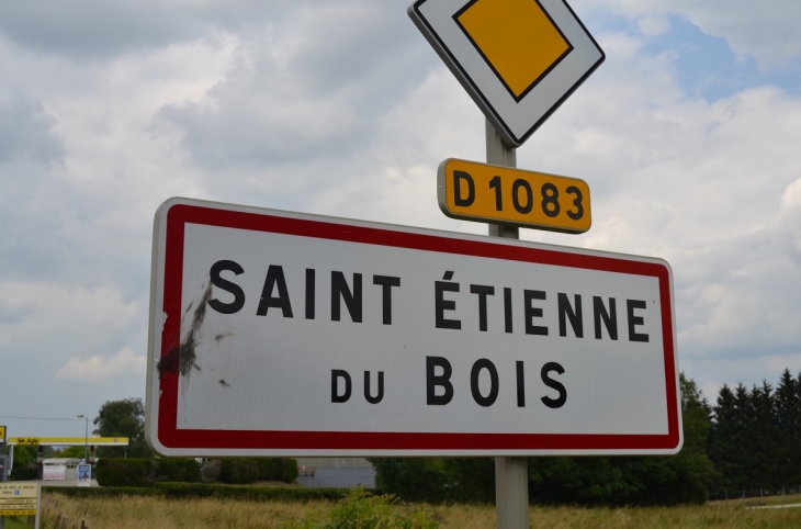  - Saint-Étienne-du-Bois