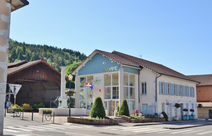 La Mairie - Saint-Martin-du-Frêne