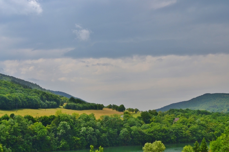  - Serrières-sur-Ain