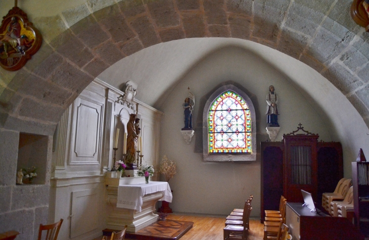 -+église St Jean-Baptiste 15 Em Siècle - Vieu-d'Izenave