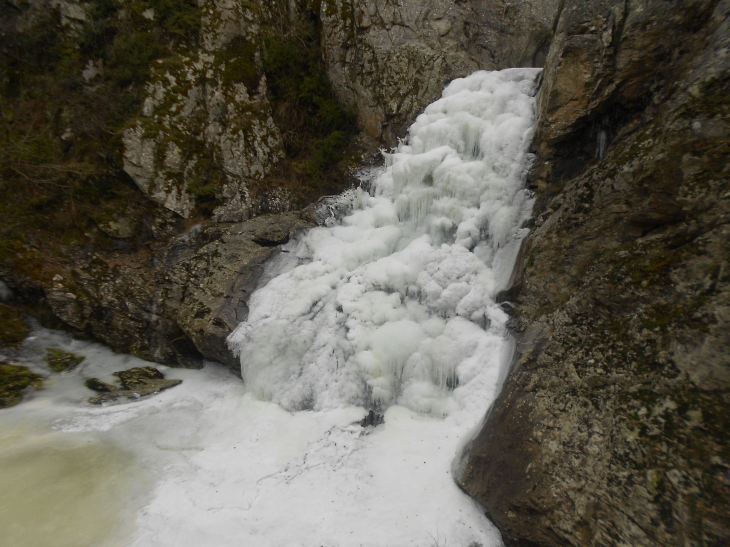 Gorge de l'Ozon hiver 2011 - Arras-sur-Rhône