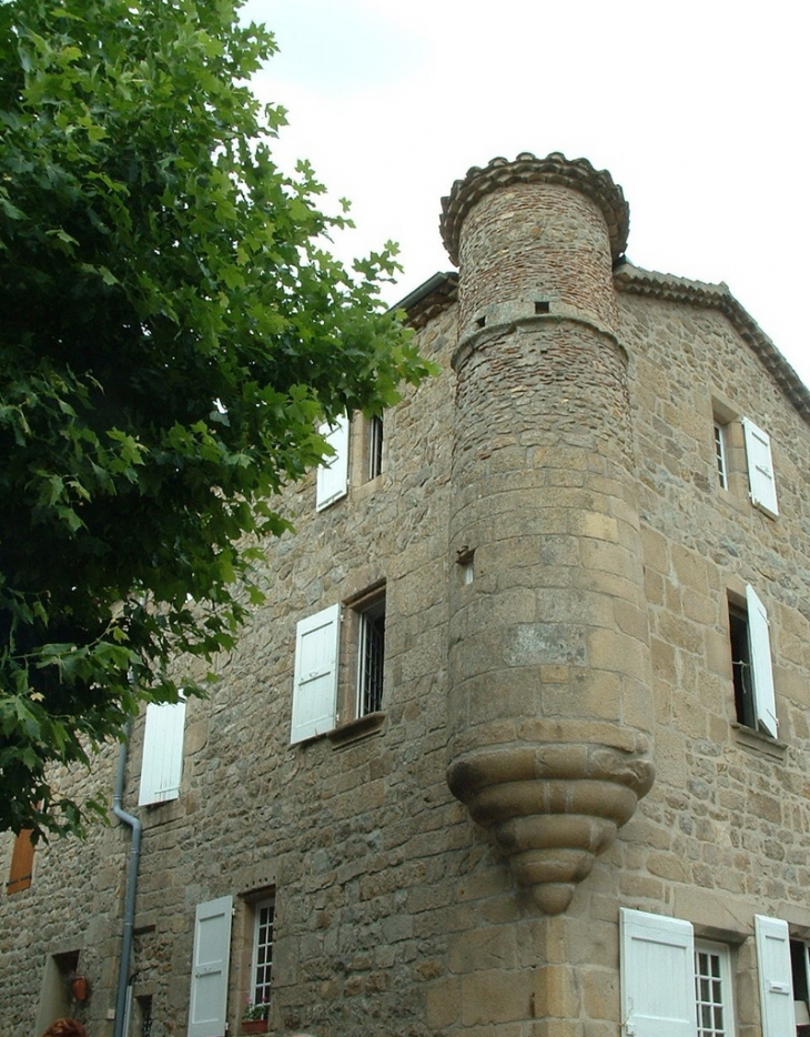 Dans les Rues du Village - Boucieu-le-Roi