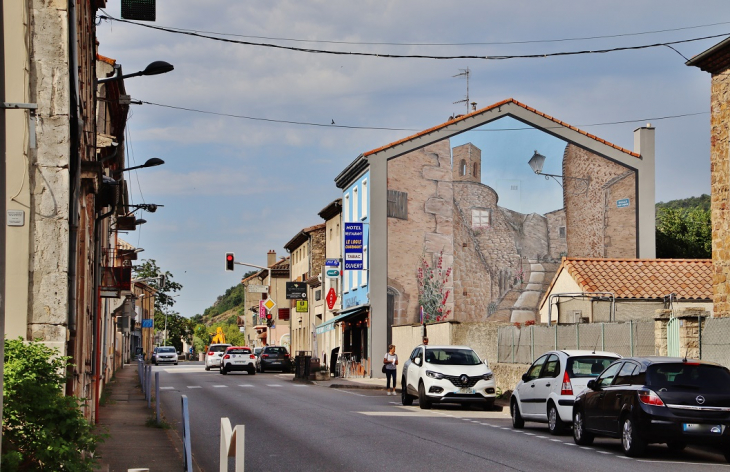 La Commune - Charmes-sur-Rhône