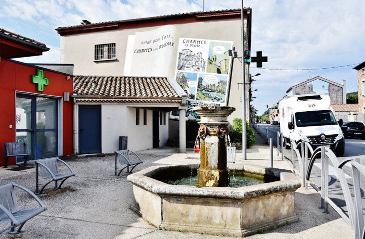 La Commune - Charmes-sur-Rhône