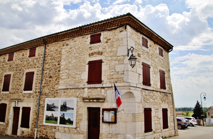 La Mairie - Châteaubourg