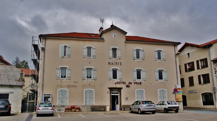 La Mairie - Coucouron