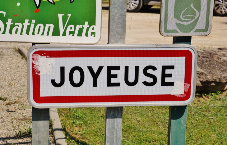  - Joyeuse