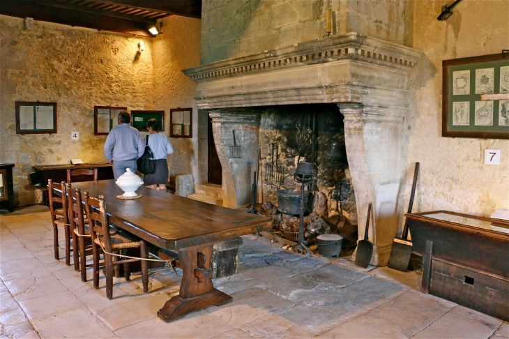 Le château des Roure - Labastide-de-Virac