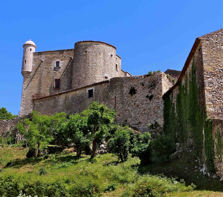 Le château des Roure - Labastide-de-Virac