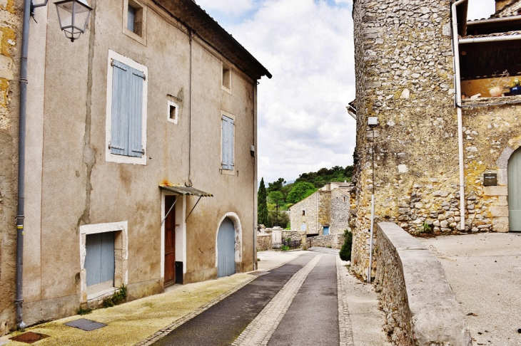 La Commune - Labastide-de-Virac