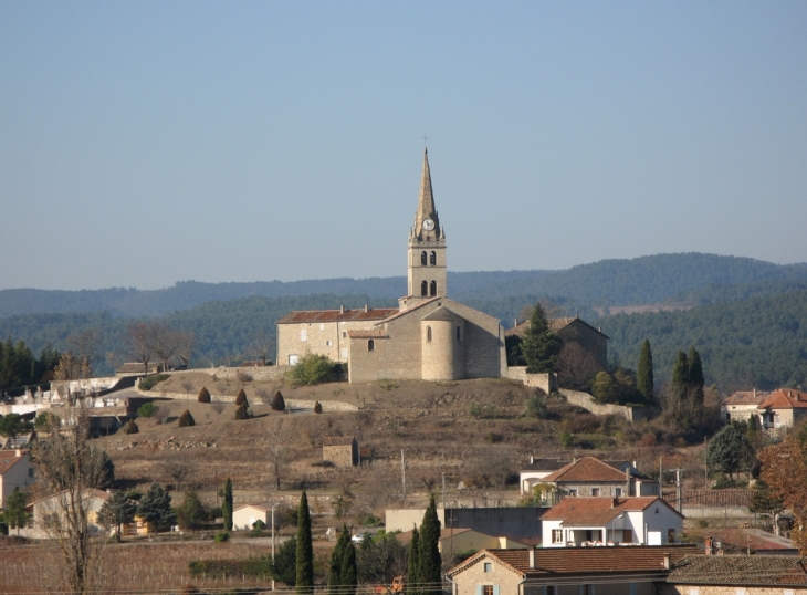 Eglise vue côté est. - Lablachère