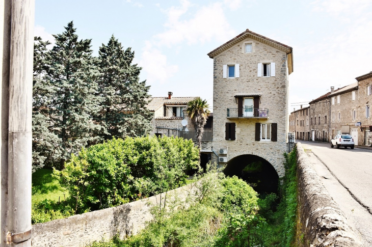 La Commune - Lachapelle-sous-Aubenas