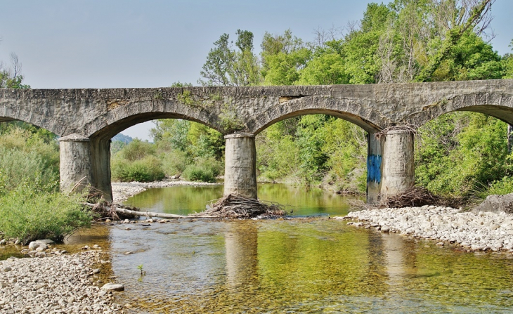 Pont sur Le Chassezac - Les Salelles