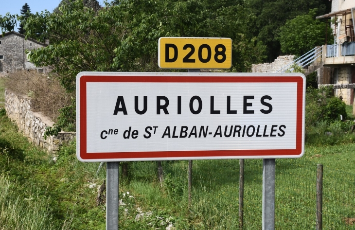  - Saint-Alban-Auriolles