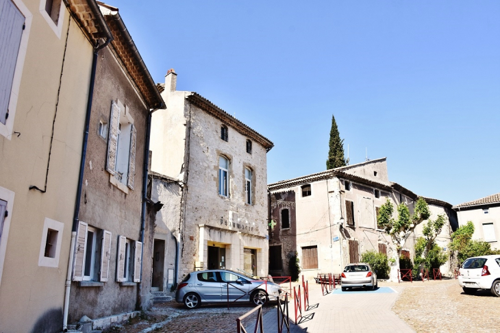 La Commune - Saint-Marcel-d'Ardèche