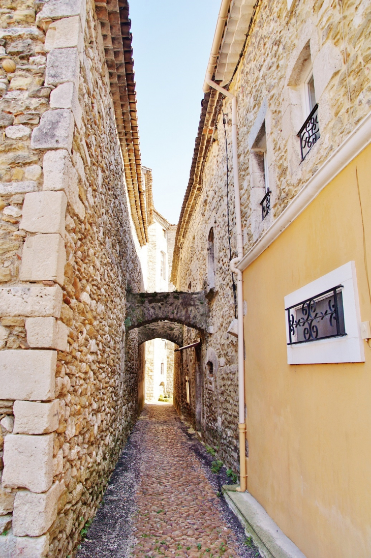 La Commune - Saint-Marcel-d'Ardèche