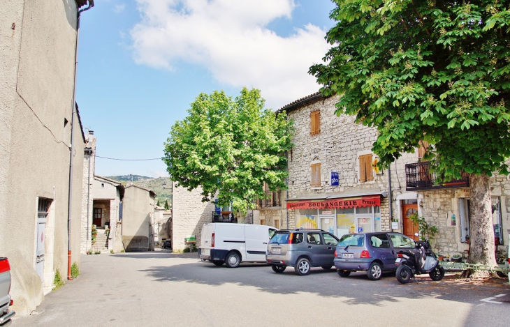 La Commune - Saint-Remèze