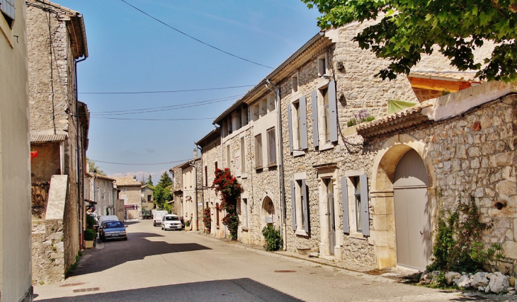 La Commune - Saint-Remèze