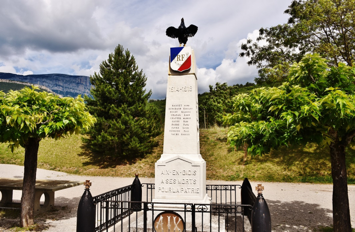 Monument-aux-Morts - Aix-en-Diois