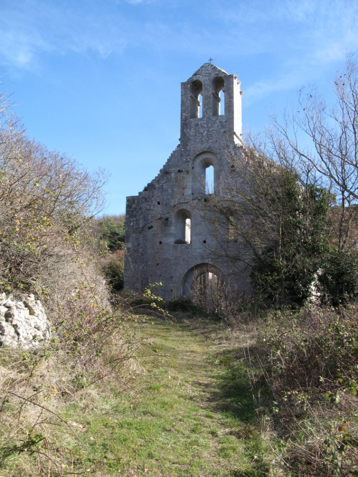 Eglise Notre-Dame-la-Brune, reste du prieuré de bénédictines - Aleyrac