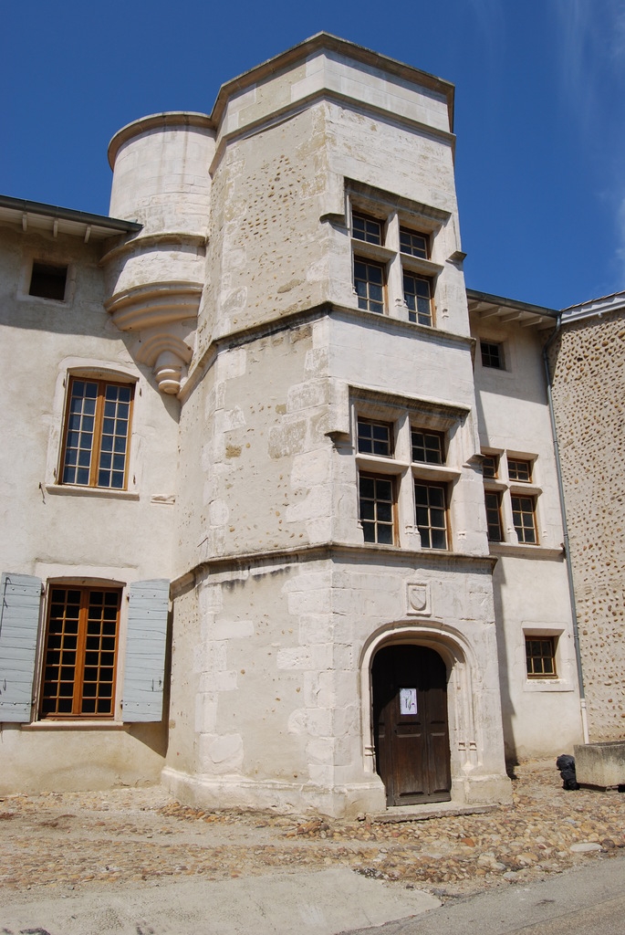 Vue du chateau de Larnage à Anneyron