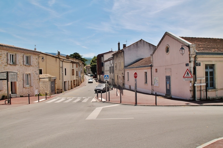 Le Village - Aouste-sur-Sye