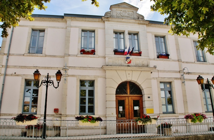 Hotel-de-Ville - Aouste-sur-Sye