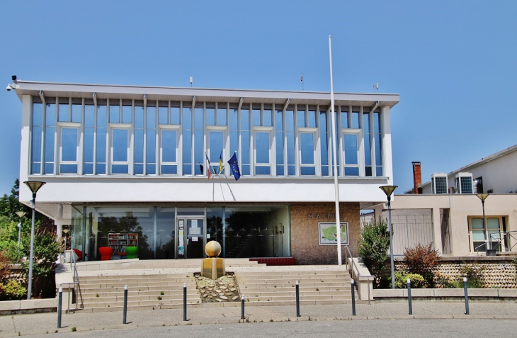 La Mairie - Beaumont-Monteux