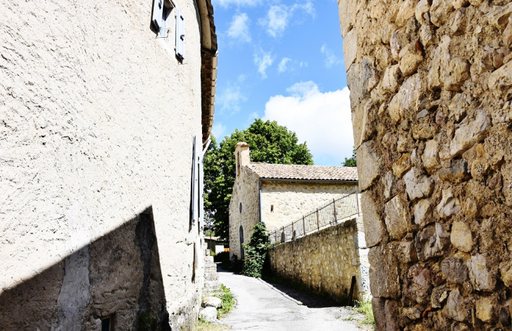 Montlahuc ( Chapelle ) - Bellegarde-en-Diois