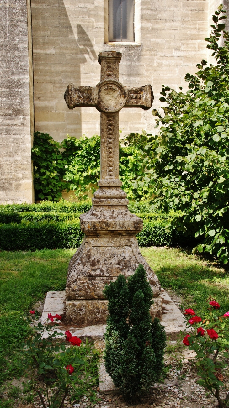 Les Jardins de l'Abbaye de Bonlieu-sur-Roubion( Croix )