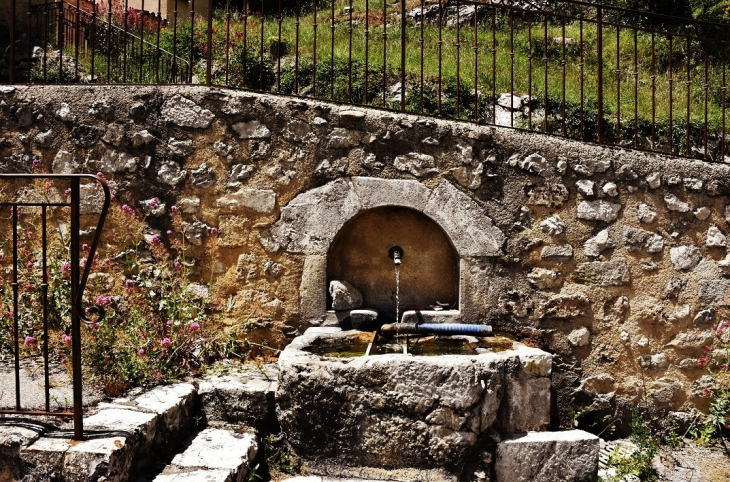 Fontaine - Chalancon