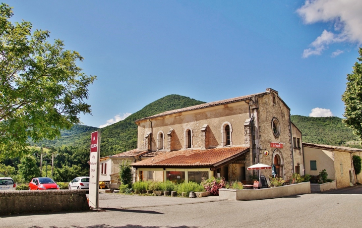   église Saint-André ( transformée en restaurant ) - Chamaloc