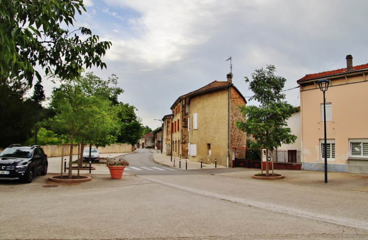 La Commune - Chanos-Curson