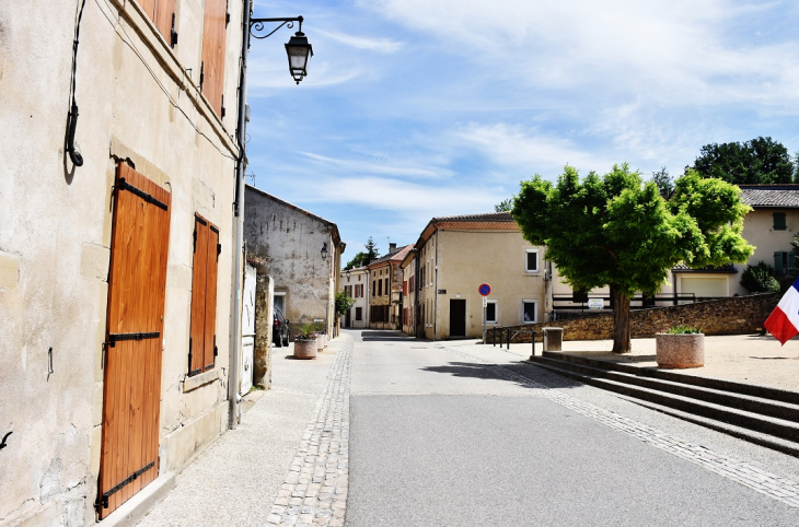 La Commune - Chantemerle-les-Blés