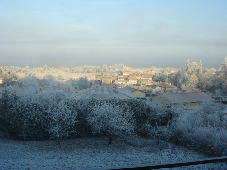 Vue de Chrpey centre ville vers vallee du Rhone - Charpey