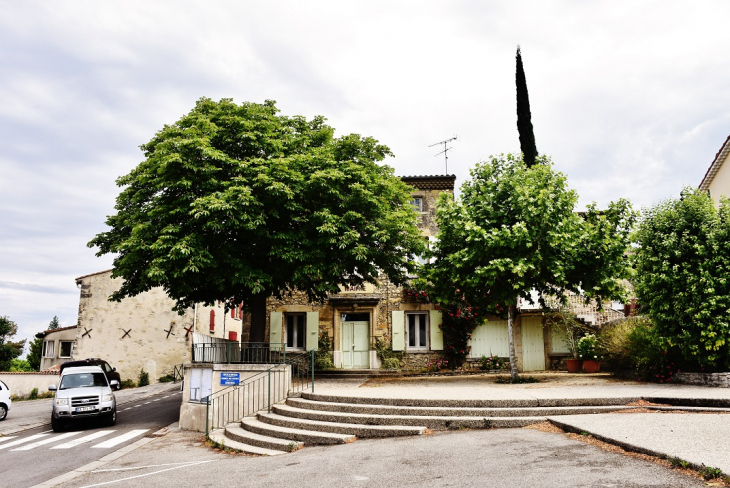 La Mairie - Châteaudouble