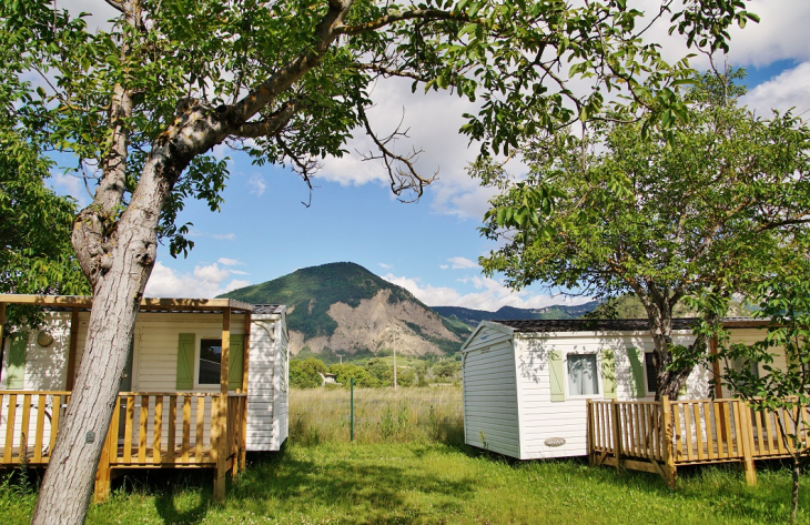 Camping Le Lac Bleu - Châtillon-en-Diois