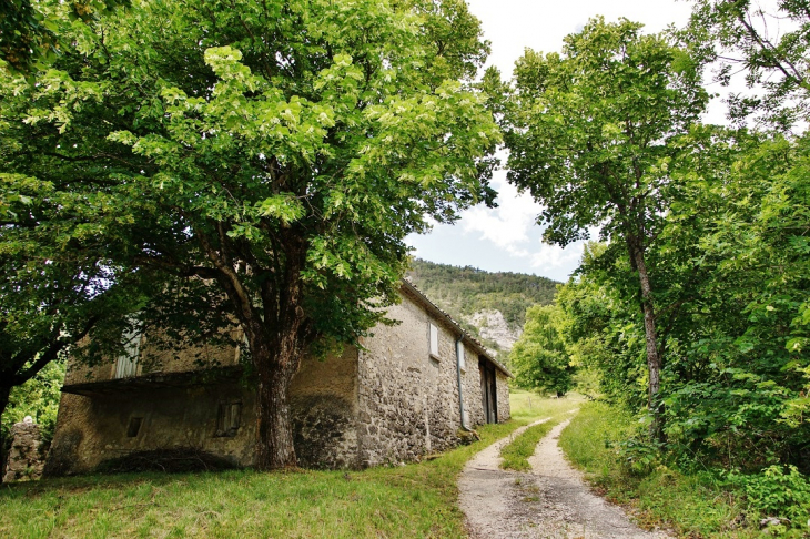 La Commune - Establet