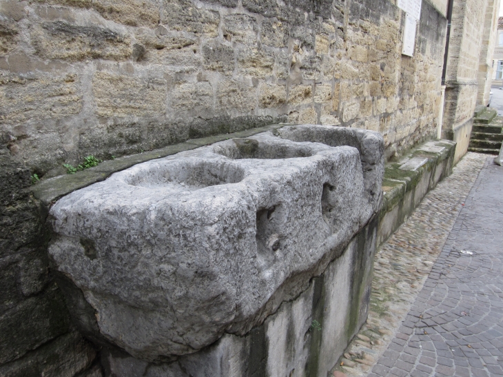 Ancienne mesure a grains - Étoile-sur-Rhône