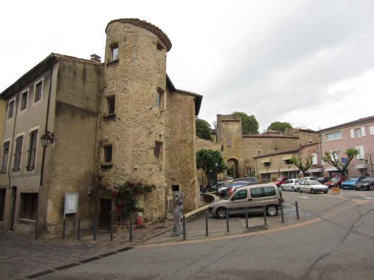 La tour renaissance  - Étoile-sur-Rhône