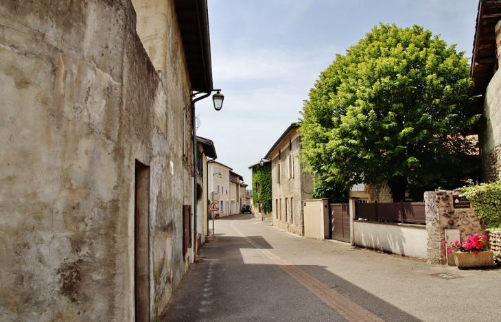 La Commune - Eymeux