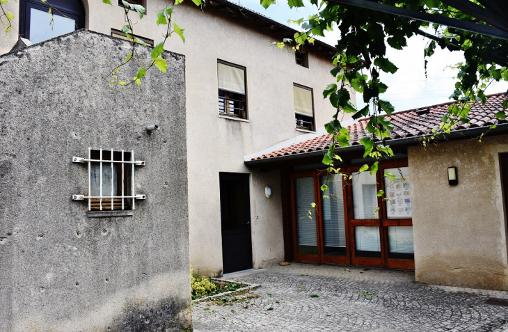 La Mairie - Fay-le-Clos