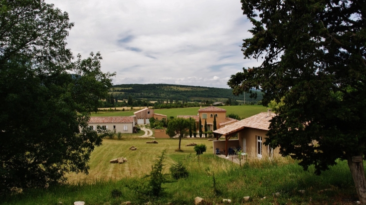 Le Village - Francillon-sur-Roubion