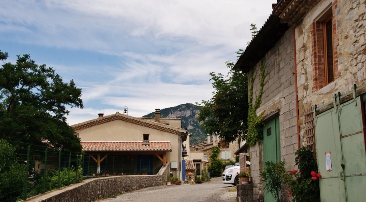 Le Village - Francillon-sur-Roubion