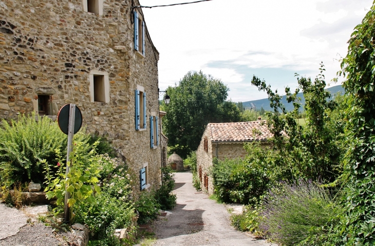 Le Village - Francillon-sur-Roubion