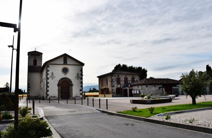 La Commune - Granges-les-Beaumont