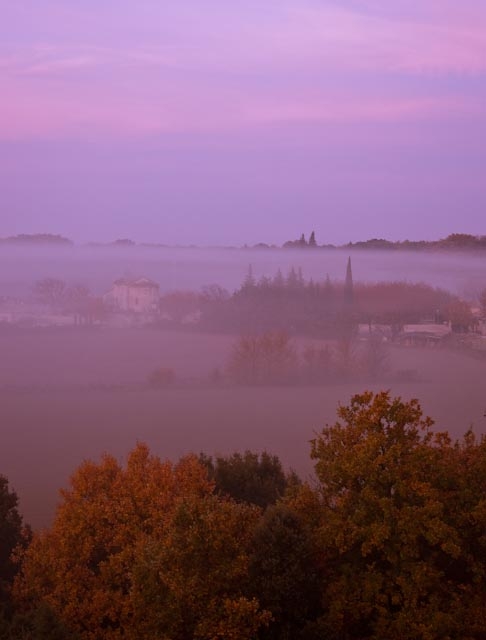 Les nuages d'automne à Grignan