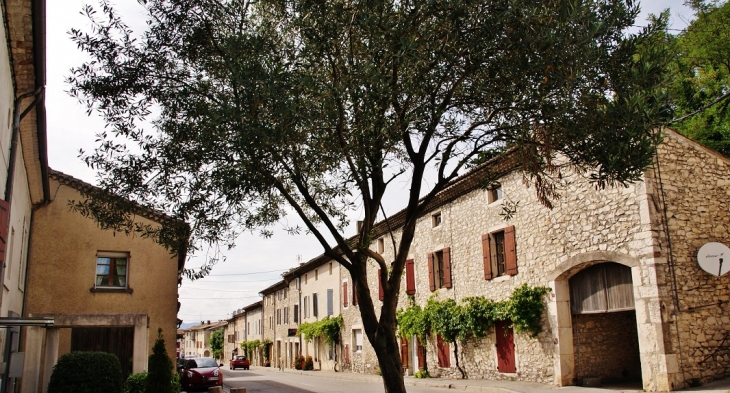 Le Village - La Bâtie-Rolland