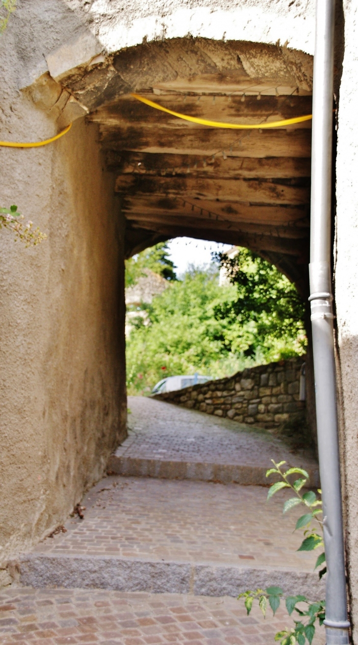 Le Vieux Village - La Bégude-de-Mazenc