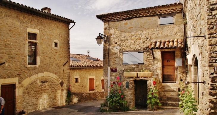 Le Vieux Village - La Bégude-de-Mazenc